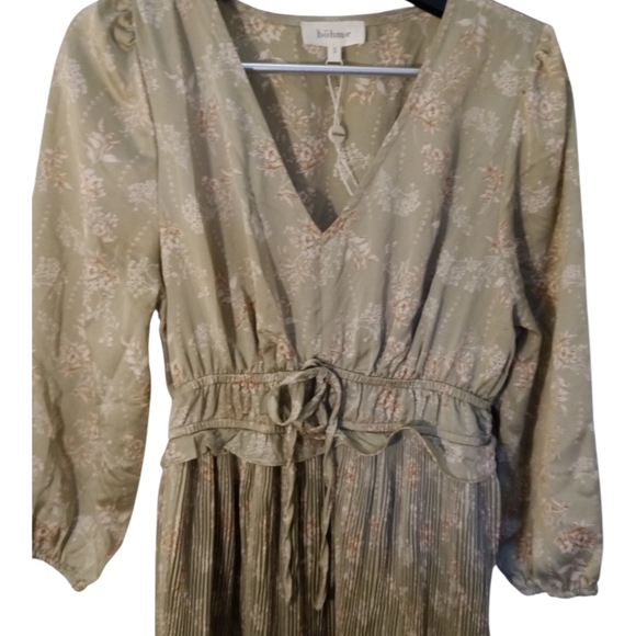 Bohme Sage Green Floral Midi Dress - Picture 5 of 8